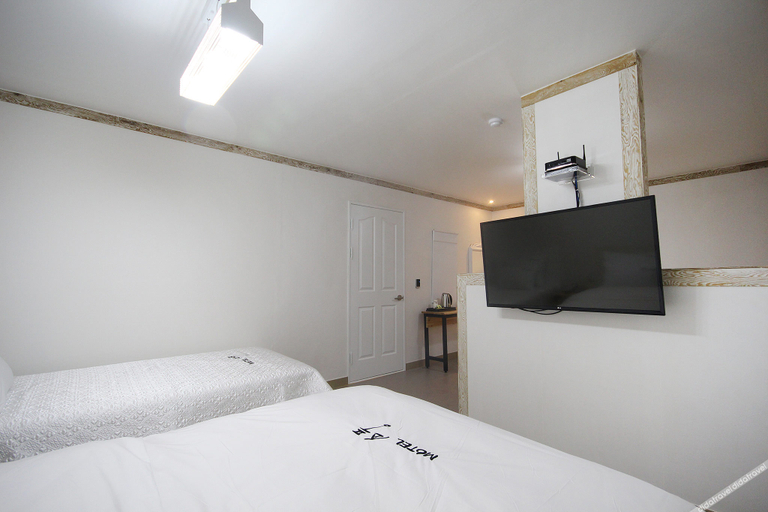 Bedroom 2, Iksan Sopung, Iksan