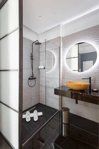 Bathroom, Poerio 25 Boutique Stay, Napoli