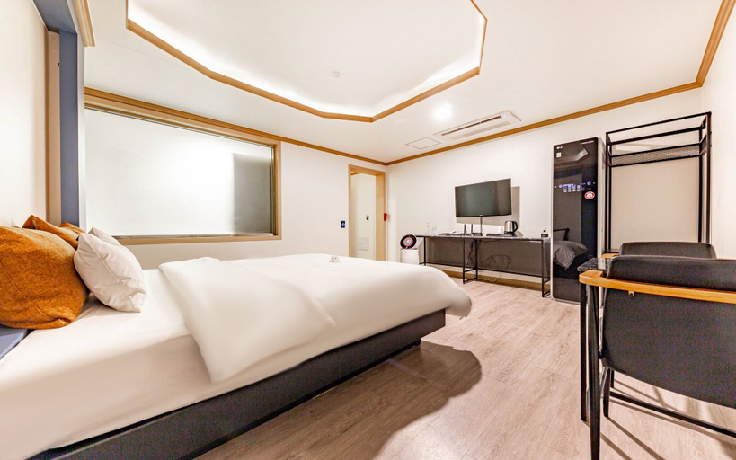 Bedroom 4, Suncheon Hotel Daily, Suncheon