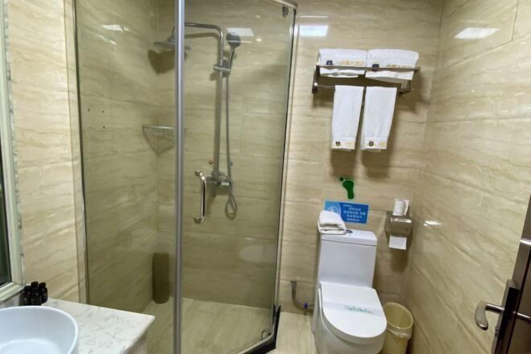 Bathroom 3, Jinsui Hotel, Wuwei