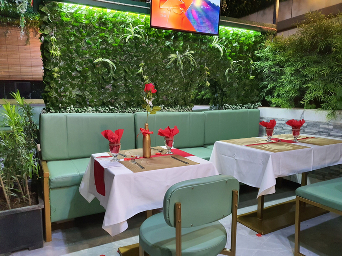 Food & Drinks, Atmosphère Hotel & spa, Analamanga
