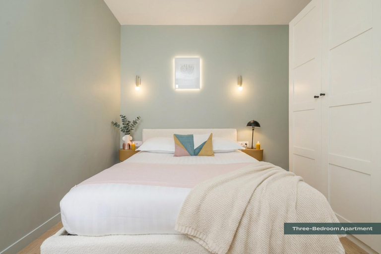 Bedroom 3, PoeticStay - Montmartre - Dunkerque, Paris