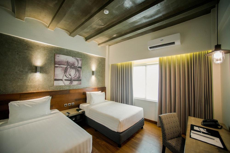 Bedroom 2, Double M Hotel, Valencia City