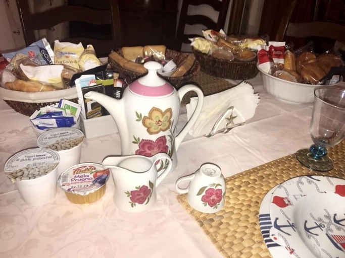 Food & Drinks 5, Le Stelline B&B, Rome