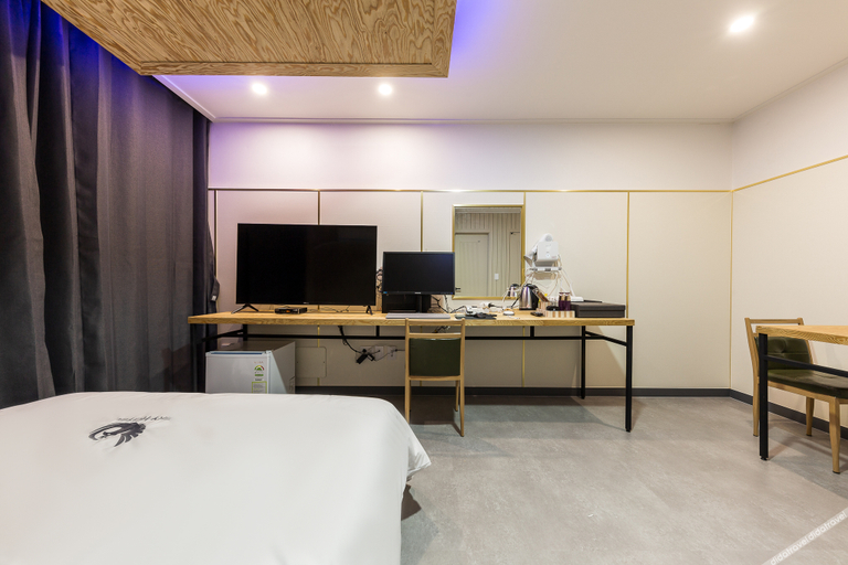Bedroom 2, Hongseong Sky, Hongseong