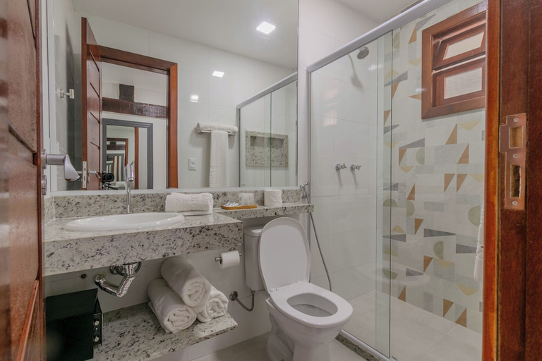 Bathroom 4, Hotel Ilha Branca Inn, Armação dos Búzios
