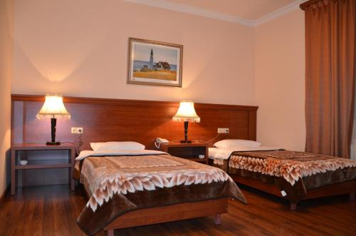 Others 4, Syunik Hotel
