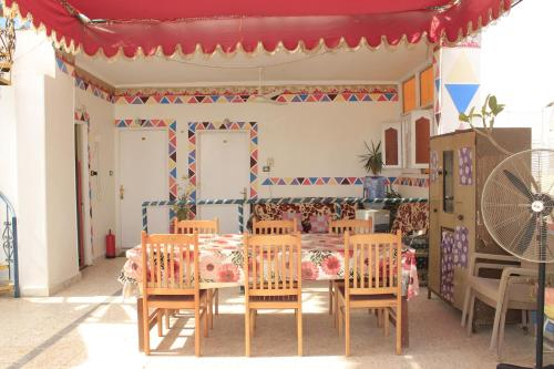 Others 3, Nuba Dool, Aswan