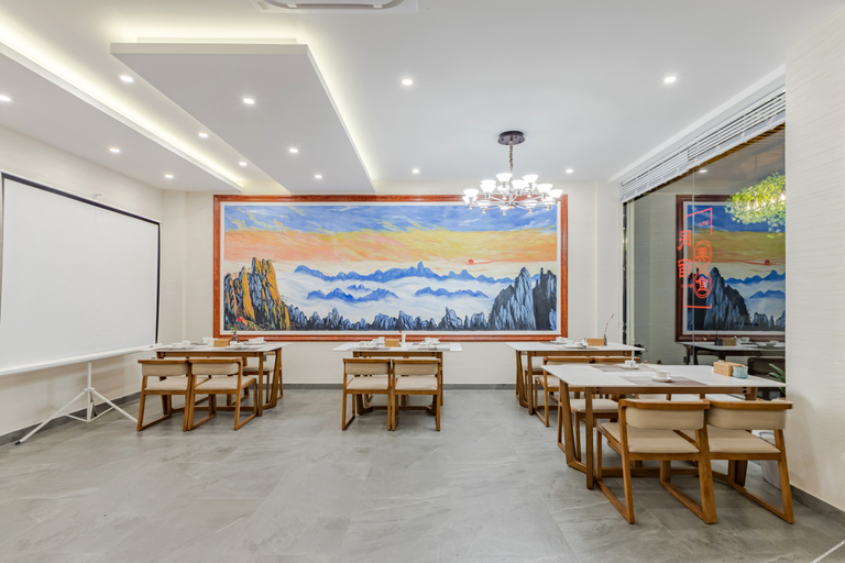 Food & Drinks 4, A bed and breakfast in front of Huangshan Mountain, Huangshan
