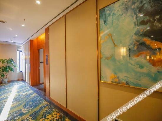 Hotel Interior or Public Areas