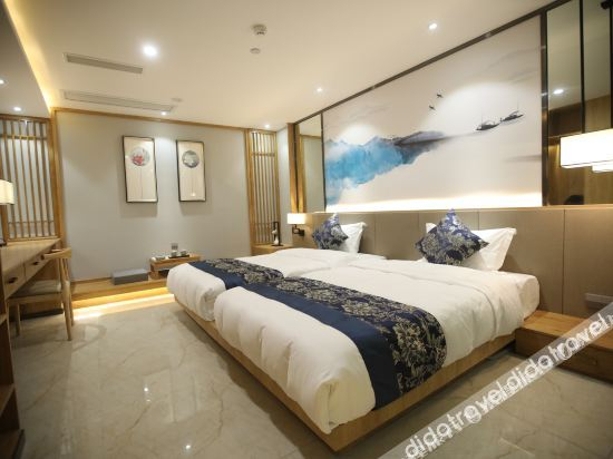 Others 2, WE FULL HOTEL, Chengdu