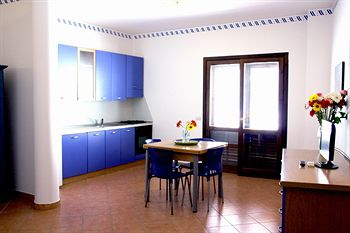 Others 5, Residence Scirocco e Tramontana, Trapani