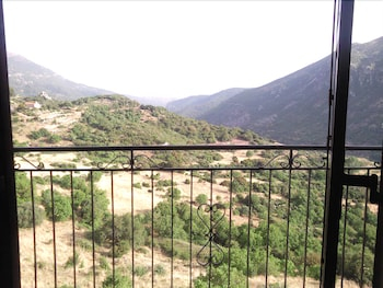 Others 3, Hotel Tefthis, Peloponnese