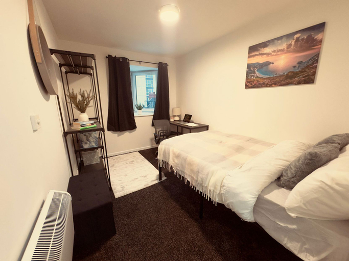 Room 3, 248 Halls, Middlesbrough