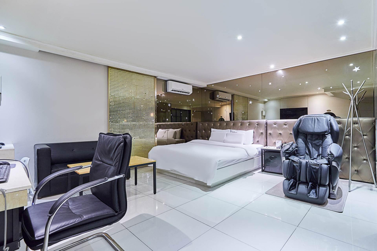 Bedroom 4, Siheung Seven Hertz, Siheung