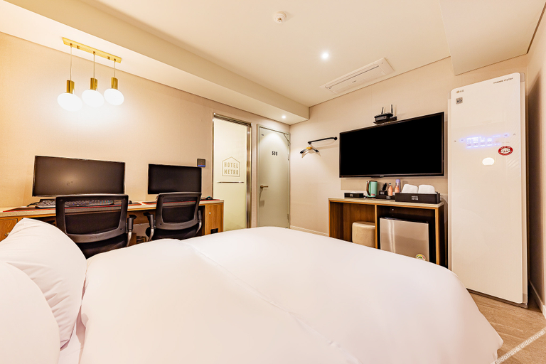 Bedroom 3, Yongin Metro 21, Seongnam