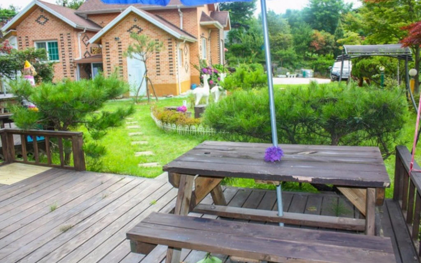 Others 3, Yangyang Pinot Tree Pension, Yangyang