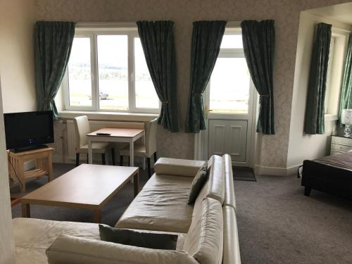 Others 5, The Shorehouse, North Ayrshire