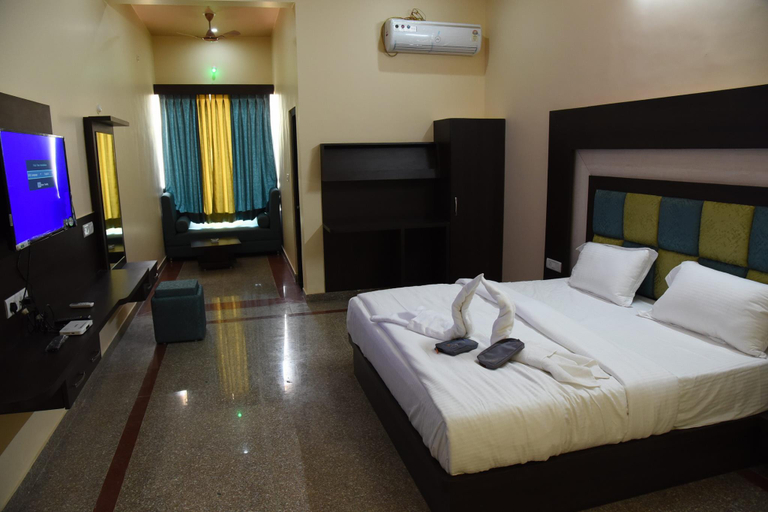 Bedroom 3, Chitrakoot Garden and Resorts, Ajmer