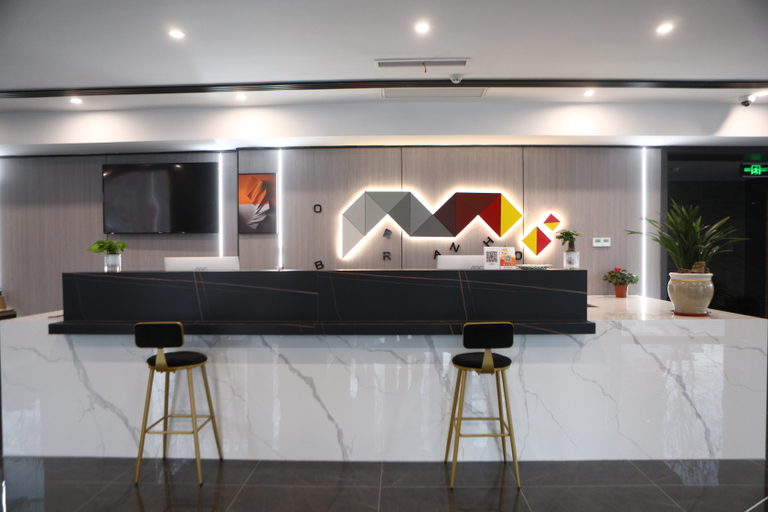 Food & Drinks 4, Borrman Hotel Pingyi Beifang Shicaicheng Mingde Road, Linyi