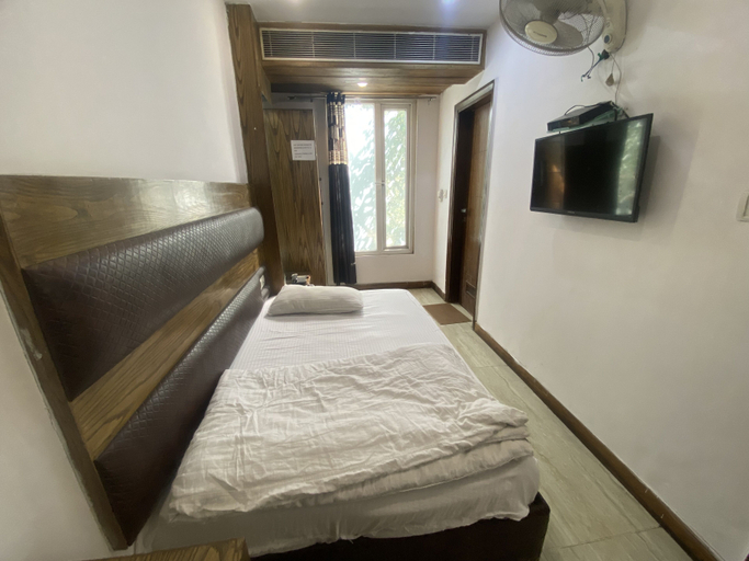 Bedroom 3, Hotel Ambience, Delhi