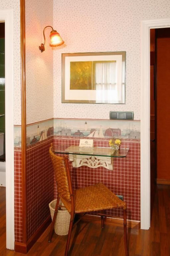 Others 4, Hotel Avenida Real, Asturias
