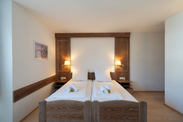 Bedroom 3, Hotel Bären, Rhein-Neckar-Kreis