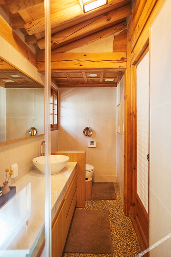 Others 3, Bukchon Jamyeongseosil Hanok Stay, Jongno