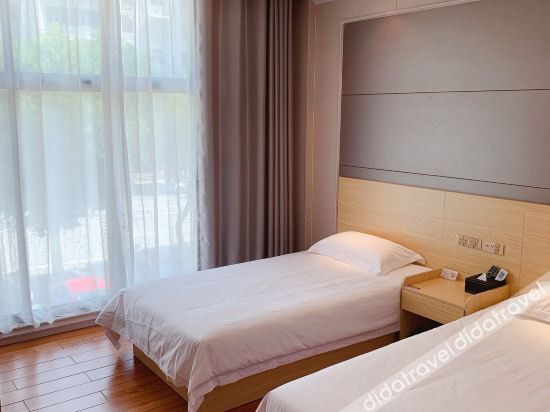 Others 3, Fangxian Rich Hotel, Shiyan