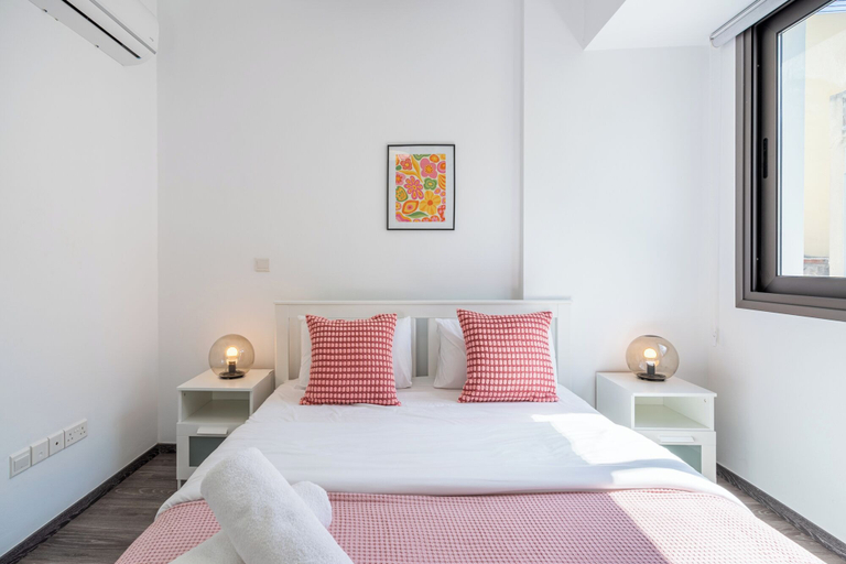 Room 2, Crystal 2-BR Apt & Balcony in Larnaca, Larnaca