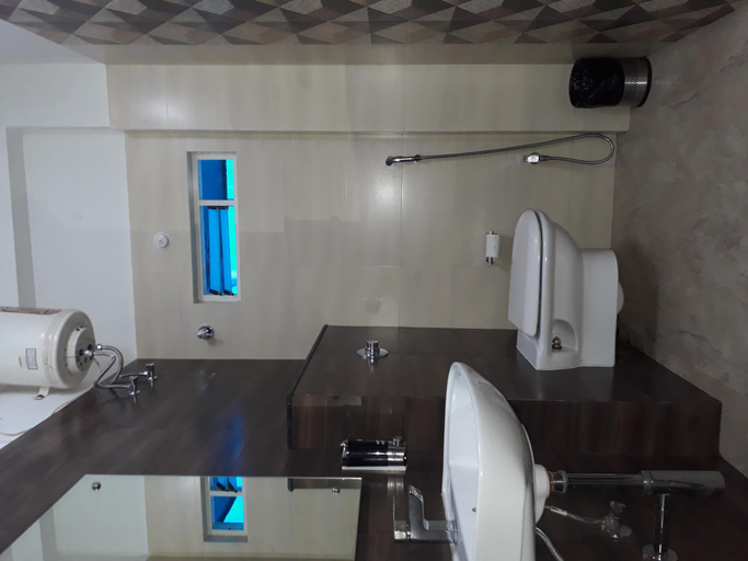 Bathroom 4, Hotel Mount View, Darjiling