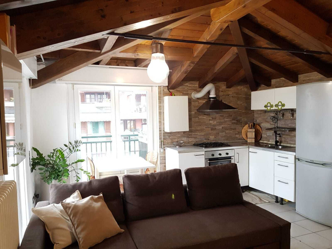 Others 4, Leonardo Da Vinci Apartment, Milano