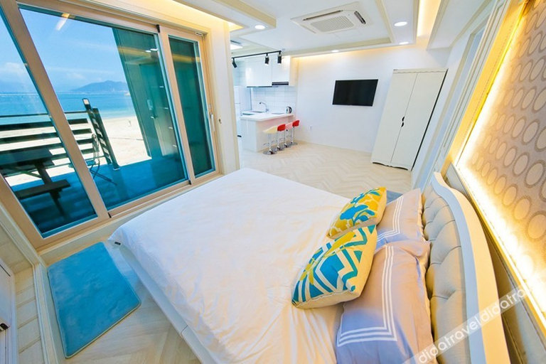 Bedroom 4, Namhae South Marine Spa Pension, Namhae