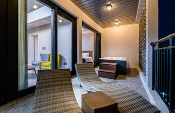 Others 5, Modeul Spa Pension, Seogwipo