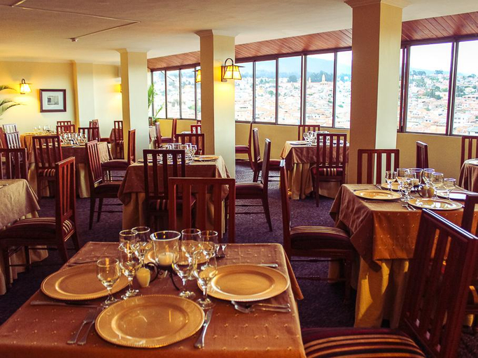 Food & Drinks, Hotel NASS, Cuenca