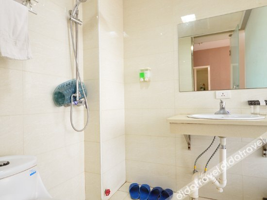 Others 3, Baohui Business Motel, Xianning