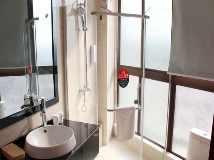 Bathroom 4, GreenTree Inn Linyi Bus Station, Linyi