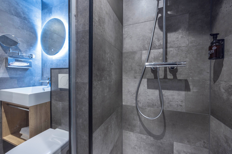 Bathroom 5, Fletcher Hotel-Restaurant Paasberg, Lochem