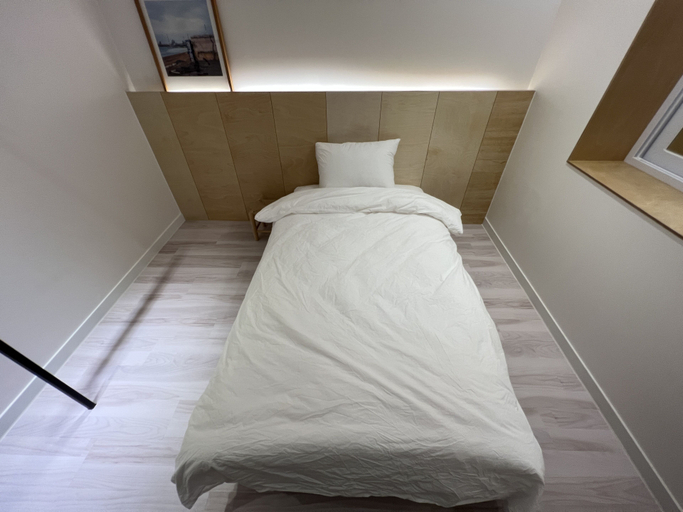 Bedroom 4, world house, Pohang
