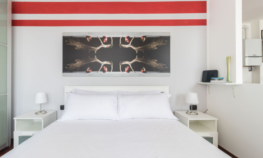 Room 5, Italianway - Carrara 5, Milano