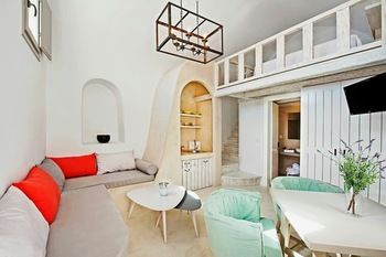 Others 2, The Dream, South Aegean