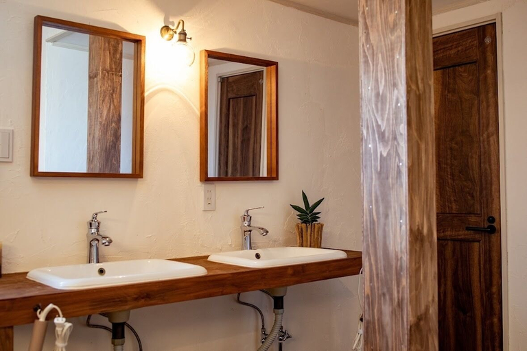 Bathroom, GuestHouse Oto, Nachikatsuura