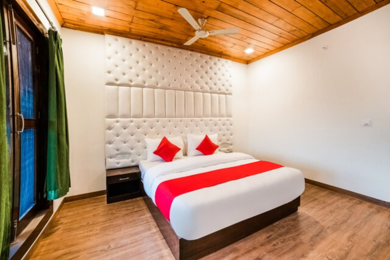 Room 3, Goroomgo Blue Moon Bhimtal, Nainital