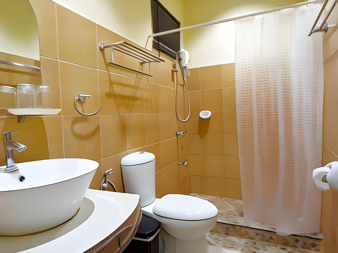 Bathroom 4, Ala Amid Bed and Breakfast, Puerto Princesa City