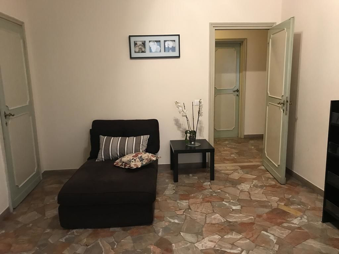 Bedroom 2, ORO B22, Florence