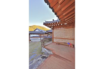 Others 1, Yejik Hanok Pension, Yongin
