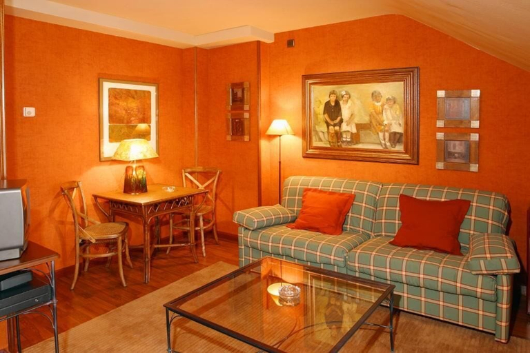 Others 5, Hotel Avenida Real, Asturias