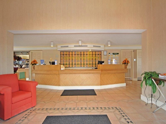 Public Area, La Quinta Inn by Wyndham Denver Cherry Creek, Denver