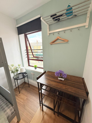 Others 3, Portobello Guest Rooms, London