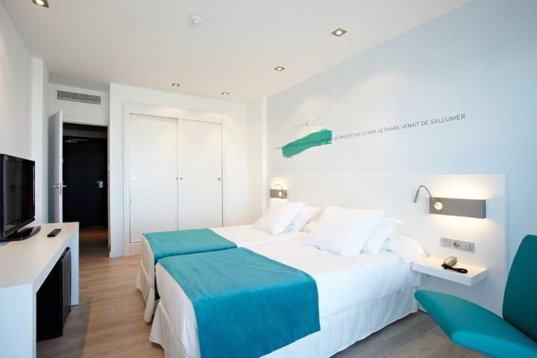 Bedroom 3, Hotel Costa Azul, Baleares